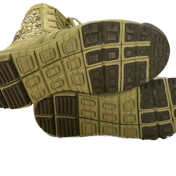 Nike Field Boots Floral Size 9.5 Green 476684-300 Trainers 8" Tall - Picture 9 of 10